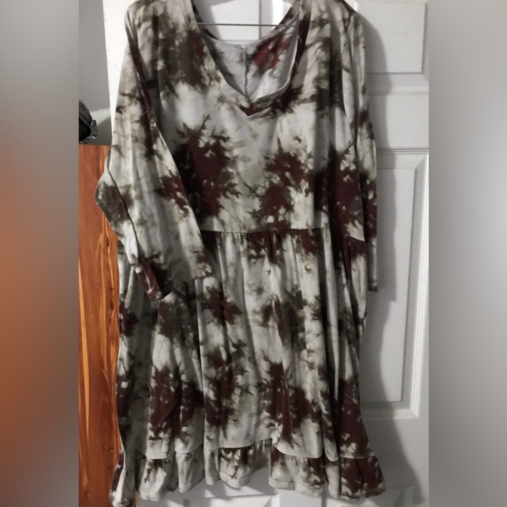 Tie-dye tiered dress with pockets